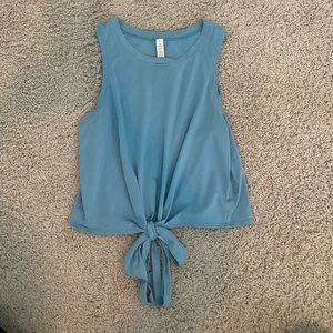 Lululemon cropped aqua tank tie front